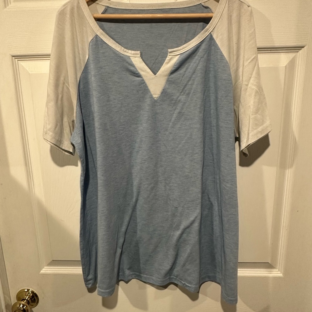 BloomChic Light Blue and White Short Sleeve Tee